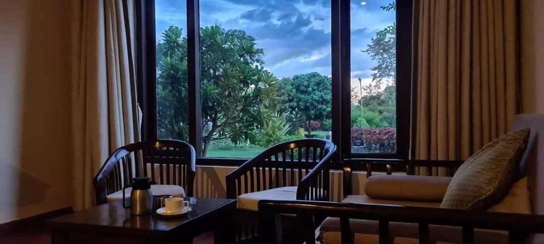 Sunday Alaya Corbett Villa Rāmnagar Buitenkant foto