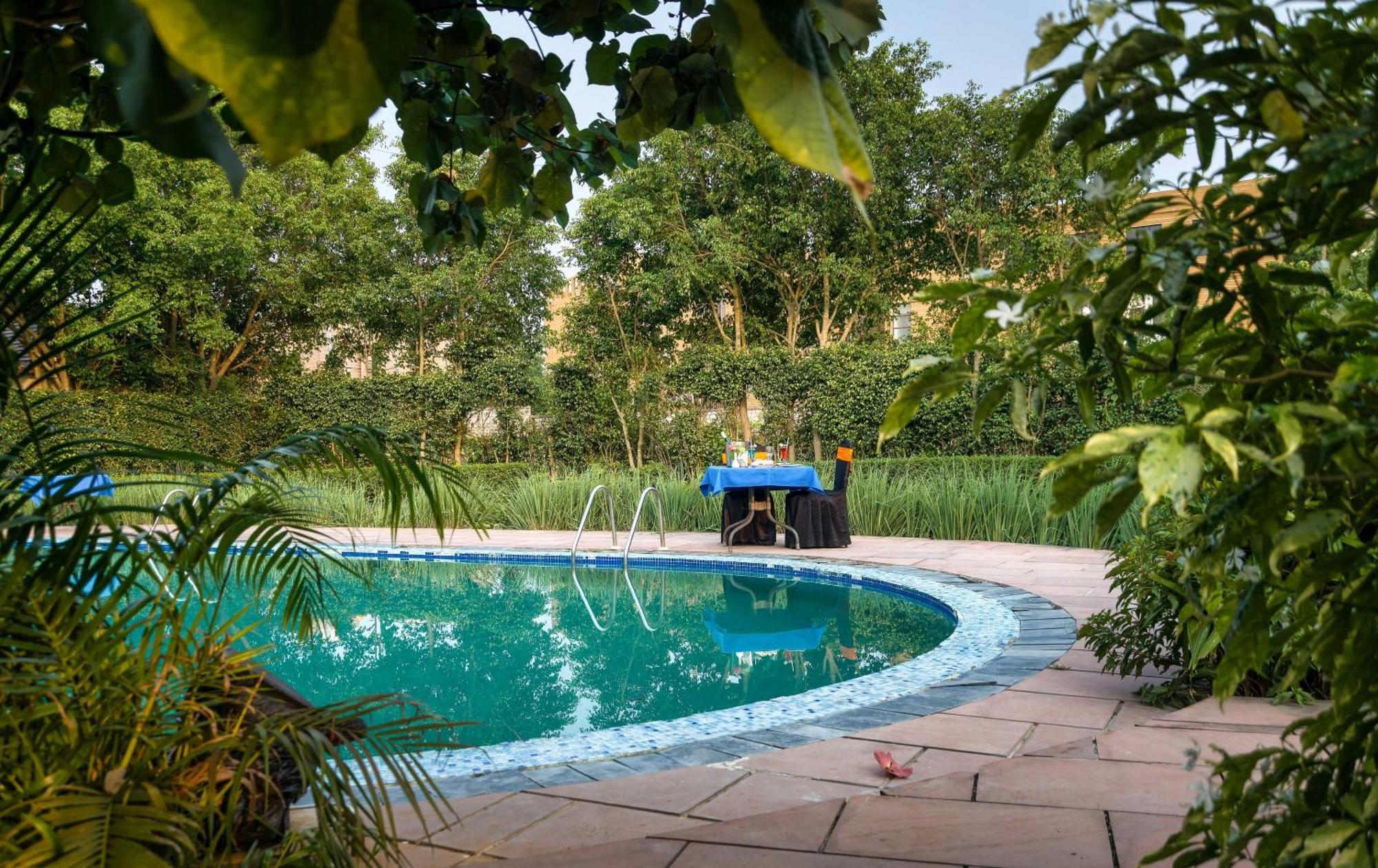 Sunday Alaya Corbett Villa Rāmnagar Buitenkant foto